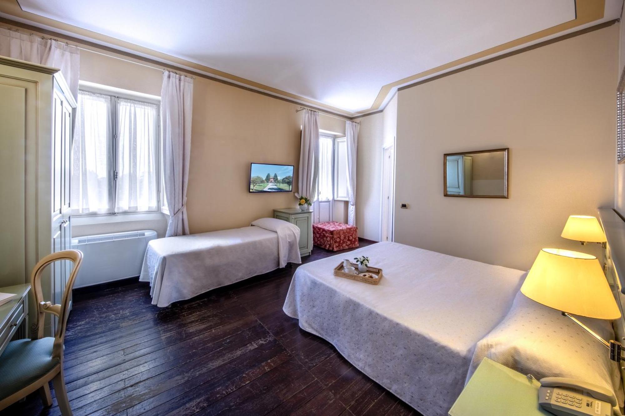 Hotel Villa Liberty Pontecurone Exteriör bild