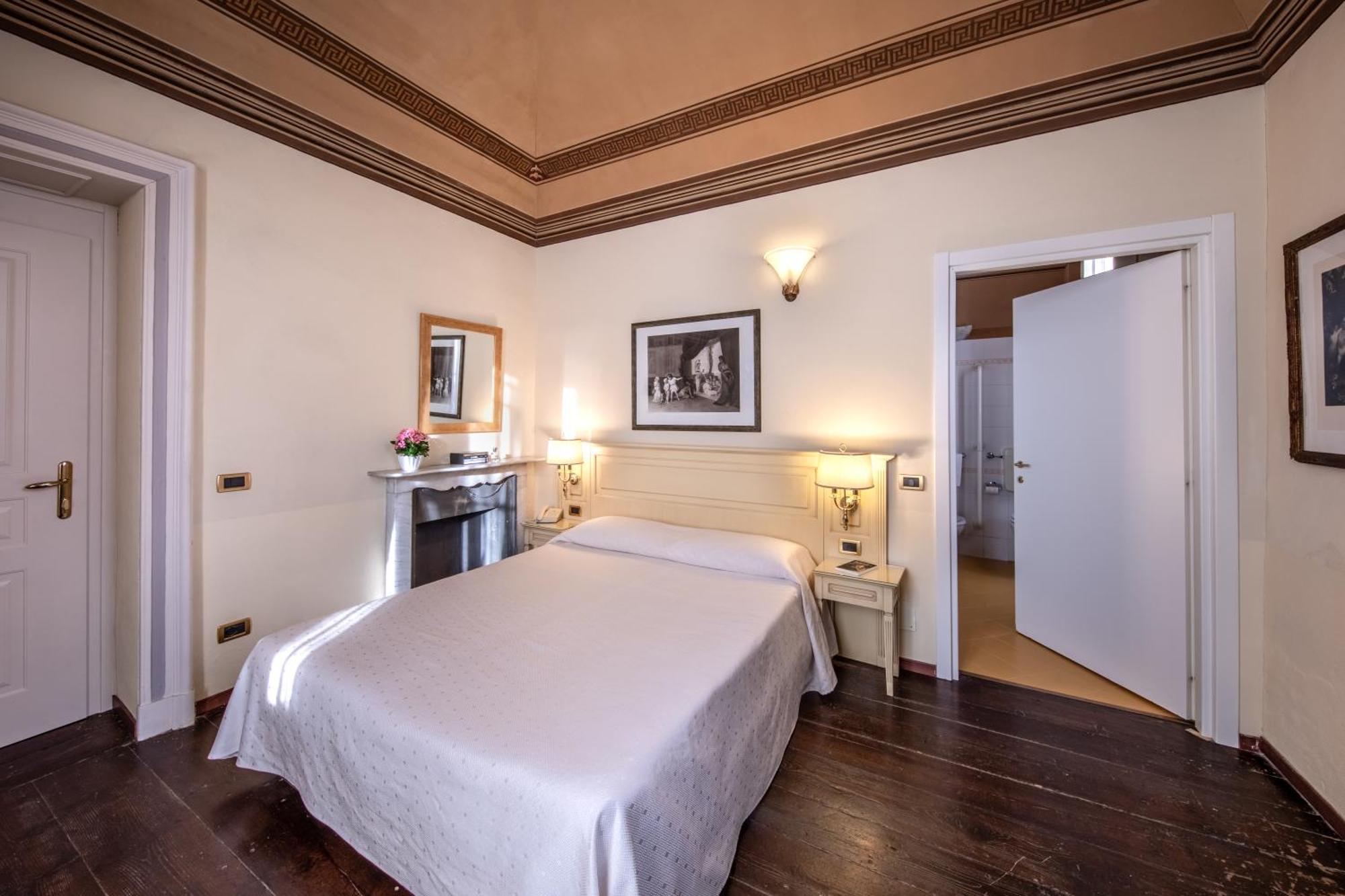 Hotel Villa Liberty Pontecurone Exteriör bild